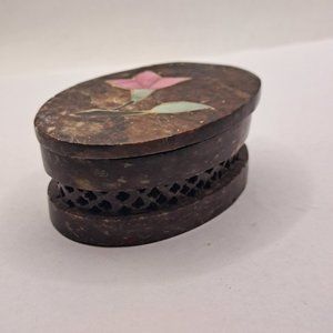 Vintage carved soapstone trinket box